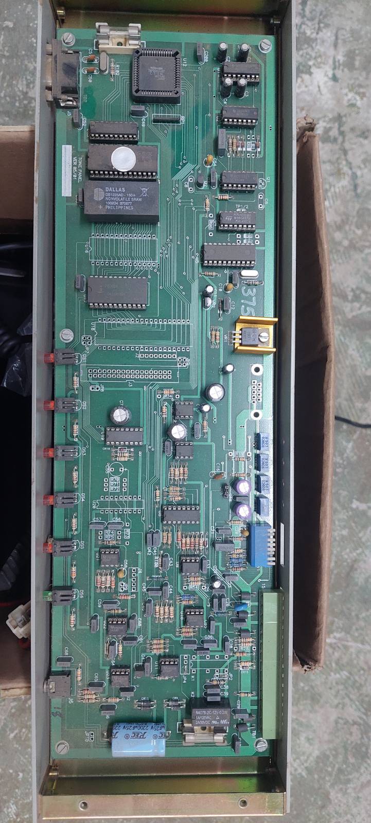 RTS tone panel
