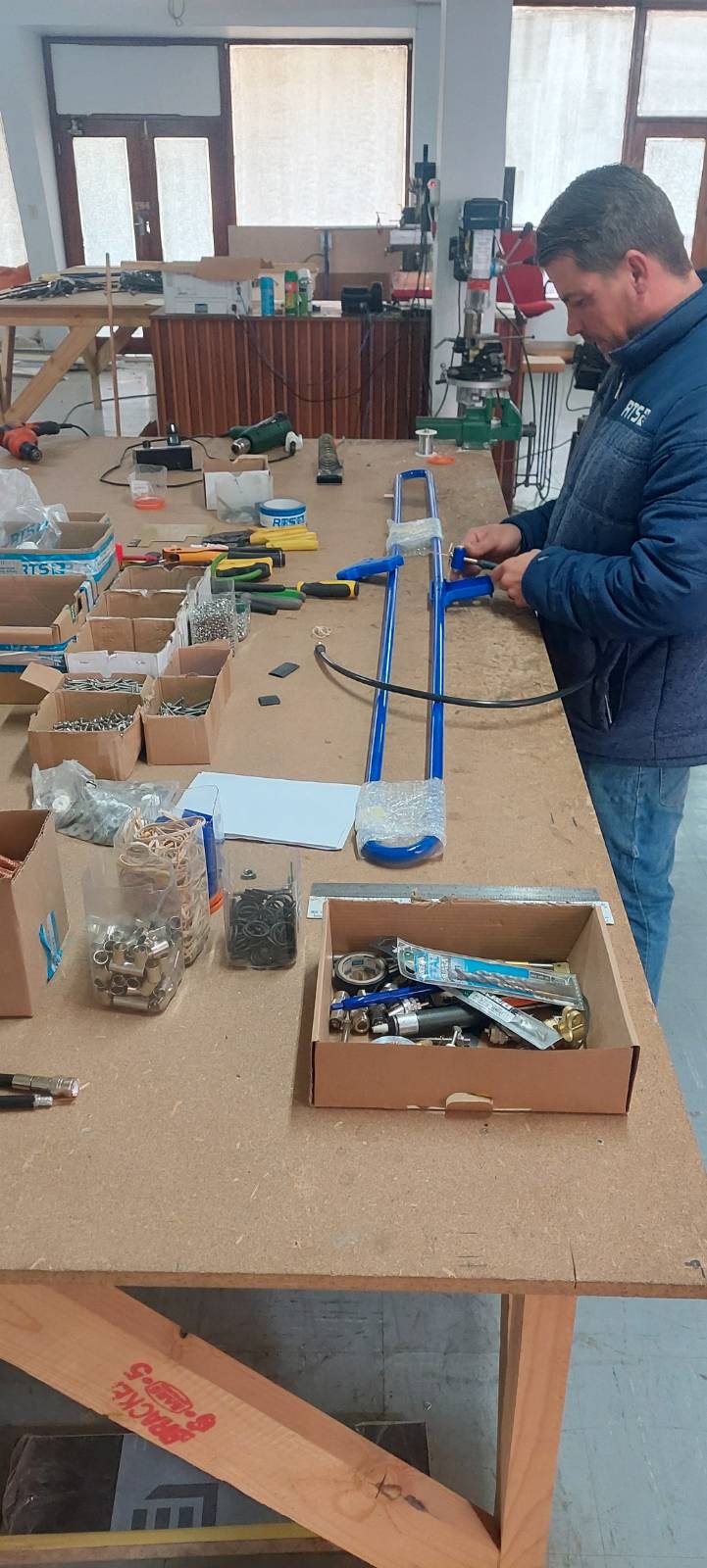 RTS antenna assembly work